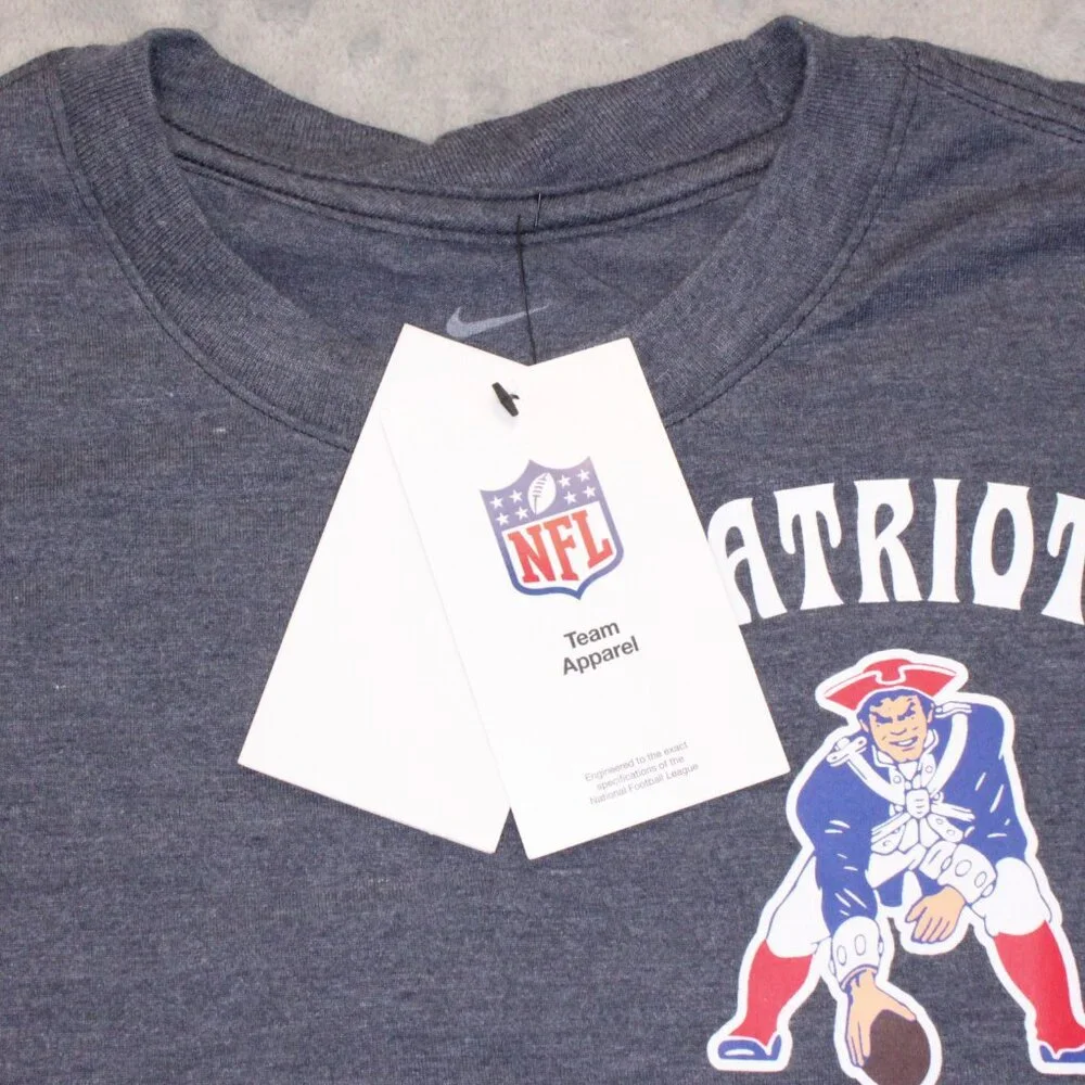 New England Patriots Short Sleeve Crew Neck Tee Men's - Picture 8 of 10